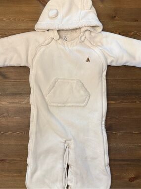 GAP Baby Ivory Sherpa Hooded One-Piece Bunting Sack (6-12M)